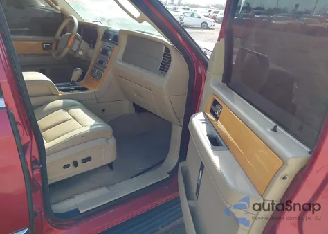 2008 Lincoln Navigator z USA, uszkodzony, nr VIN 5LMFU28598LJ12874